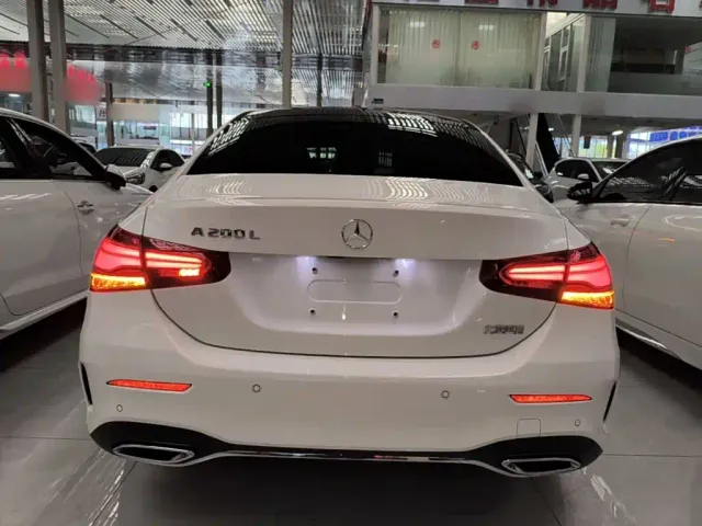 Mercedes-Benz A-Class — Фото автомобиля 5