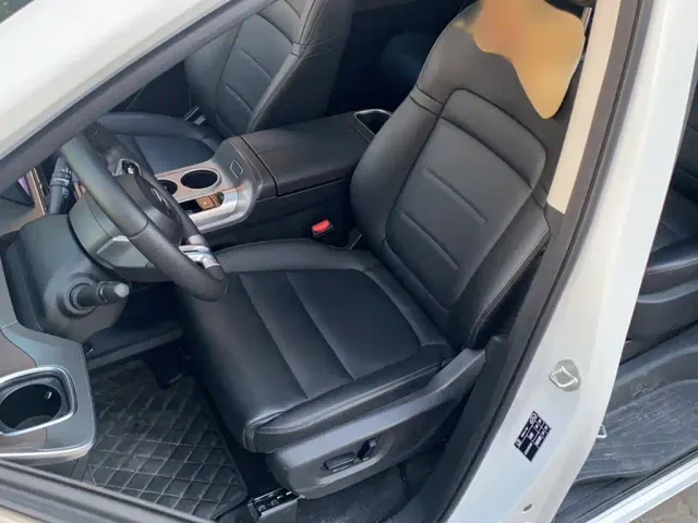 GAC Trumpchi E8 — Фото автомобиля 10