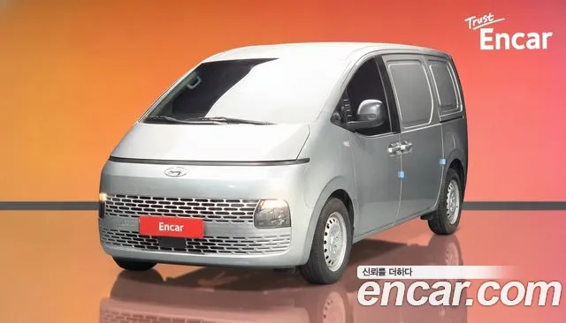 Фотография автомобиля — Hyundai Staria