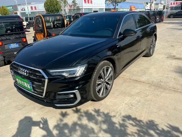 Фотография автомобиля — Audi A6L