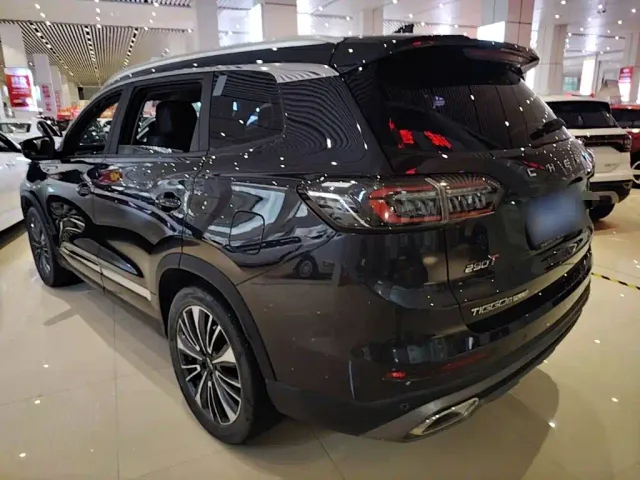 Chery Tiggo 8 PLUS — Фото автомобиля 4