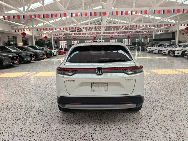 Honda Vezel — Фото автомобиля 6