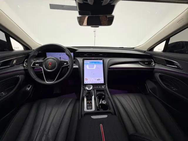 Hongqi H5 — Фото автомобиля 15