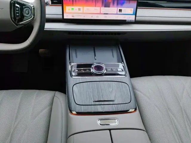 Geely Galaxy Xingyao 8 — Фото автомобиля 16