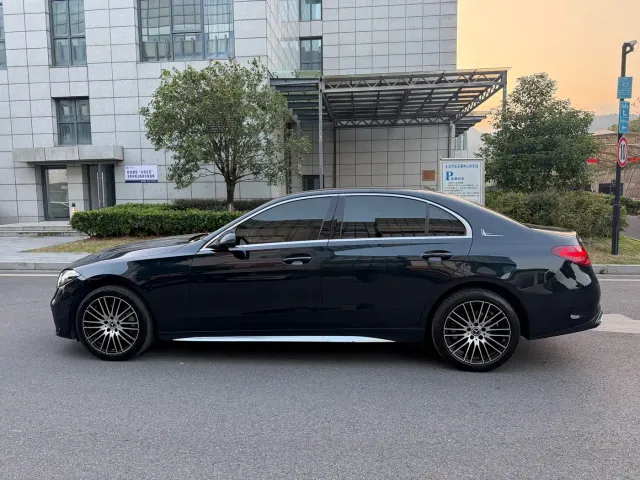 Mercedes-Benz C-Class — Фото автомобиля 5