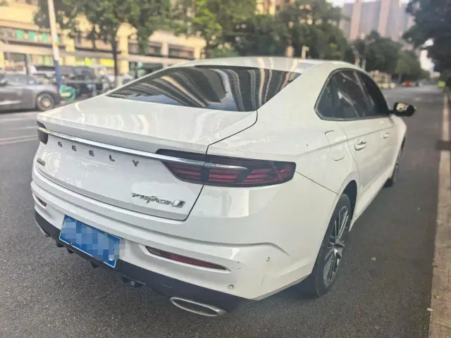 Geely Xingrui — Фото автомобиля 7