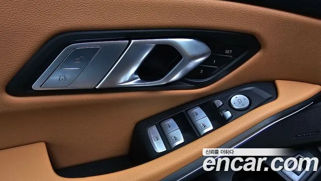 BMW 3-Series 3 серия (G20) 320i M Sport — Фото автомобиля 25