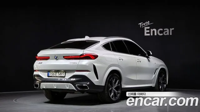 BMW X6 — Фото автомобиля 2