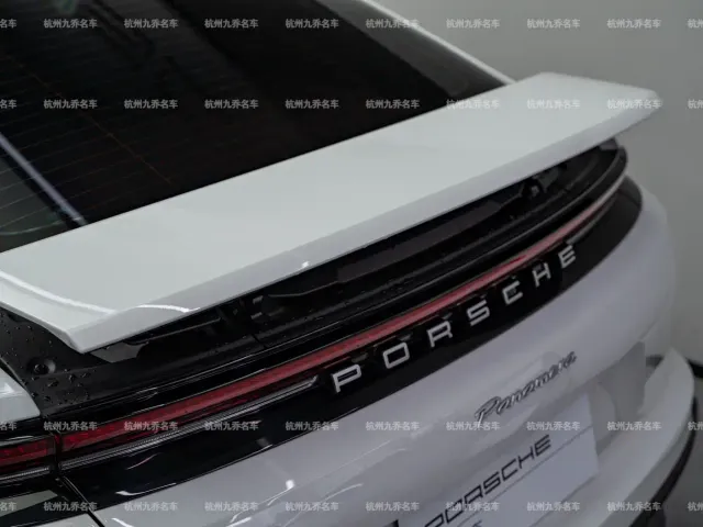 Porsche Panamera — Фото автомобиля 13