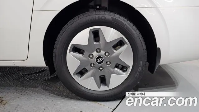 Hyundai Staria Staria Tourer 11 мест — Фото автомобиля 19