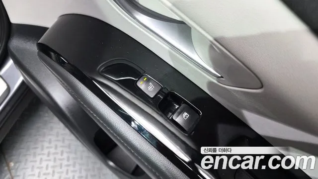 Hyundai Tucson Tucson (NX4) Бензин 1.6 Turbo 4WD — Фото автомобиля 8