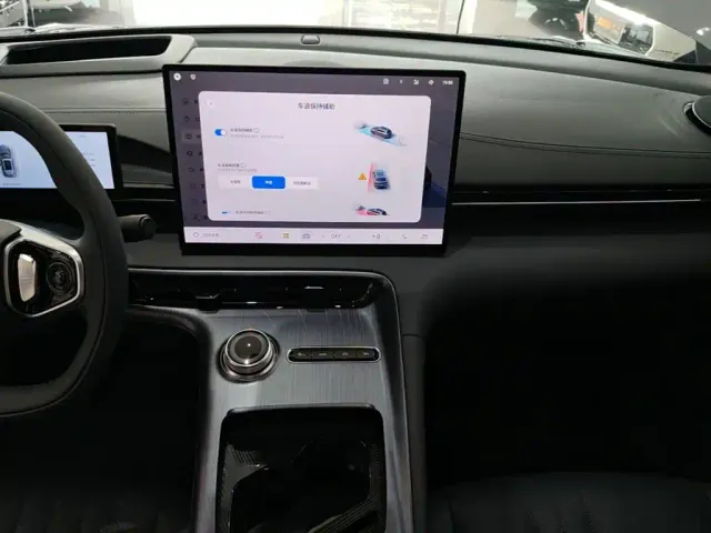 Geely Galaxy E5 — Фото автомобиля 8