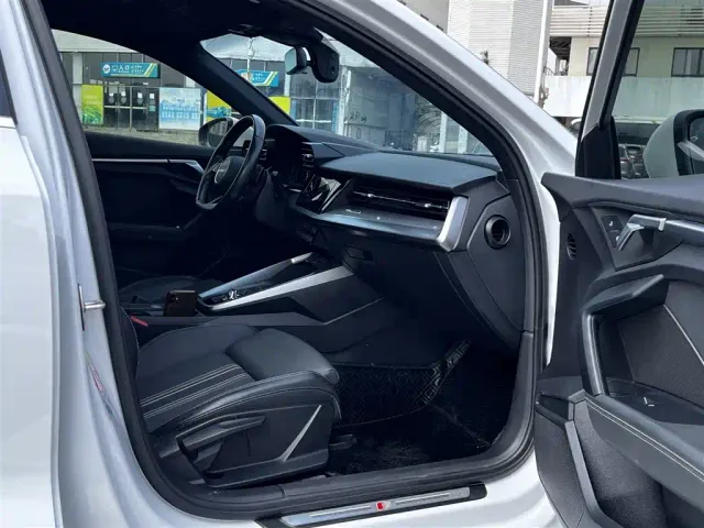 Audi Audi A3 2022 A3L Limousine 35 TFSI Style Sport — Фото автомобиля 16