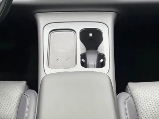 Leapmotor C16 — Фото автомобиля 13