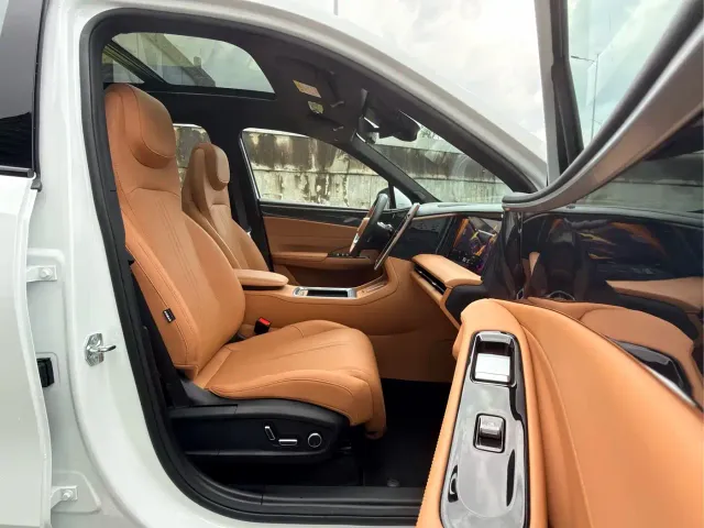 Geely Galaxy L7 — Фото автомобиля 13