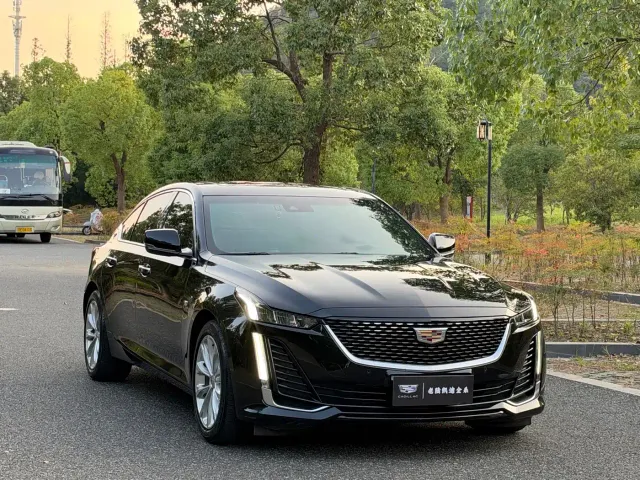 Cadillac CT5 — Фото автомобиля 3