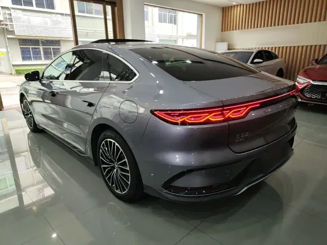 BYD Han — Фото автомобиля 4