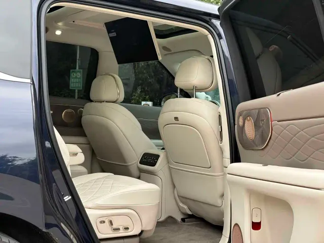 IM Motors LS9 — Фото автомобиля 4