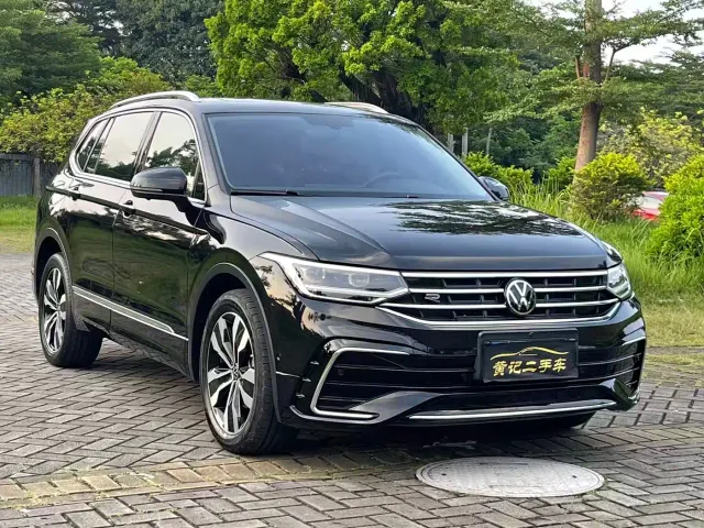 Volkswagen Tiguan L — Фото автомобиля 3