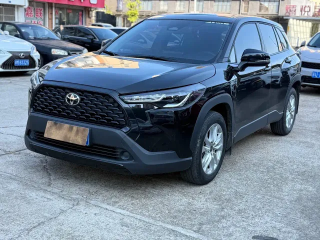 Toyota Corolla Cross — Фото автомобиля 2
