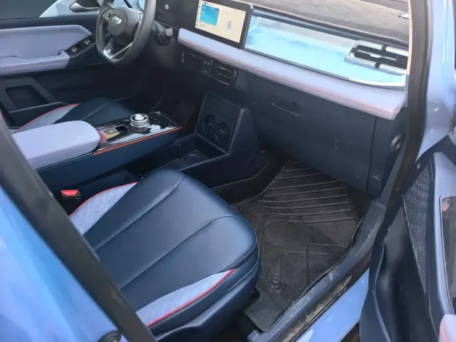 Geely Geometry Geely Geometry E Firefly 2022 401KM Delicate Tiger 4-seater — Фото автомобиля 10