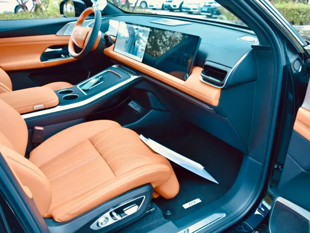 Xpeng G9 — Фото автомобиля 15