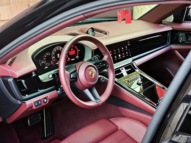 Porsche Panamera — Фото автомобиля 13