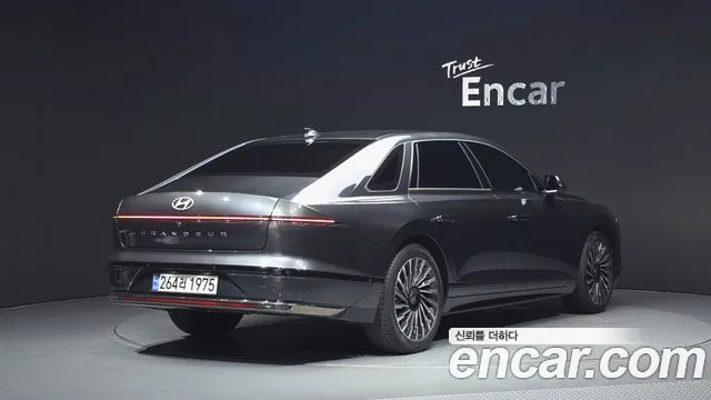 Hyundai Grandeur — Фото автомобиля 2