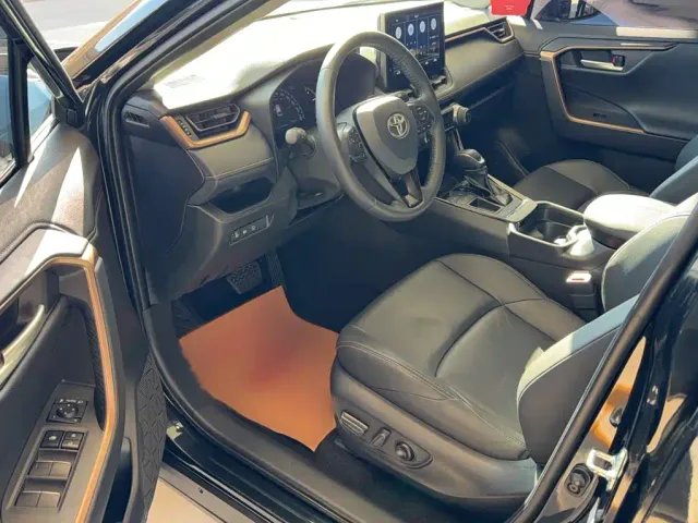 Toyota Wildlander — Фото автомобиля 14