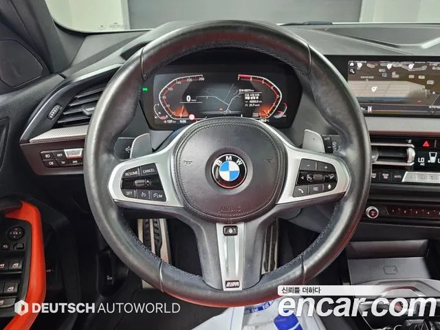 BMW 1 Series F40 — Фото автомобиля 13