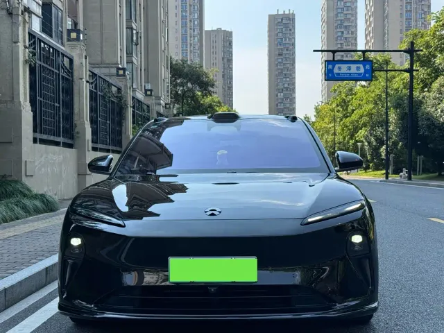 Nio ET5 — Фото автомобиля 3