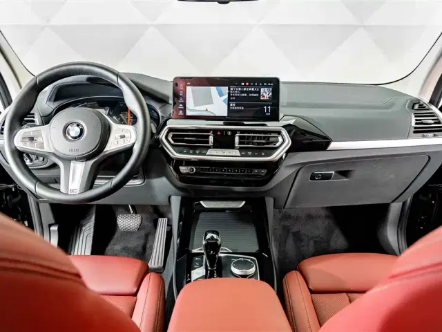 BMW X3 — Фото автомобиля 12