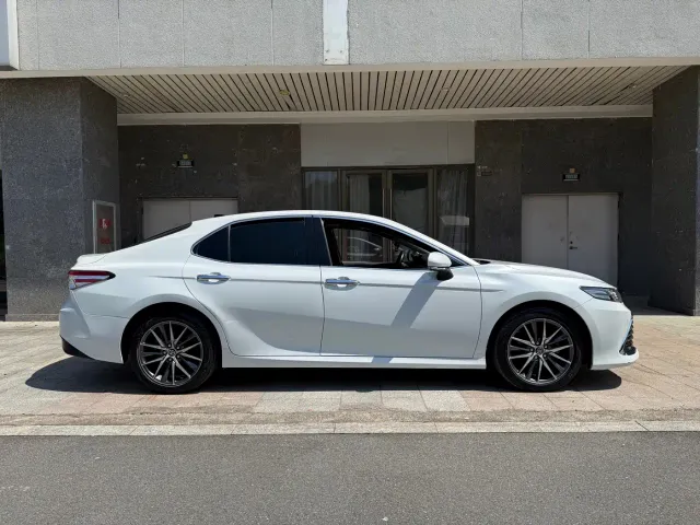 Toyota Camry — Фото автомобиля 5