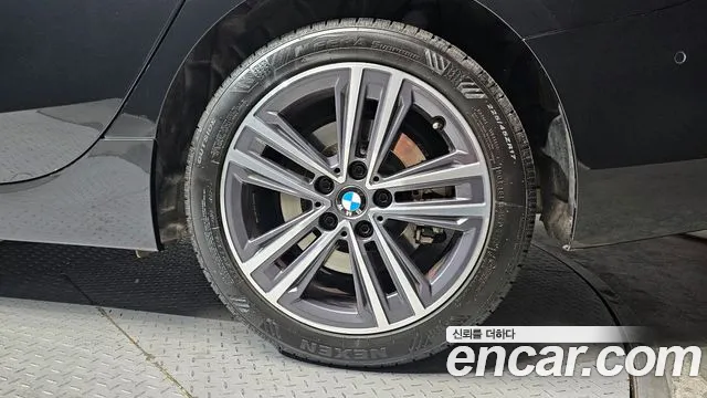 BMW 2-Series — Фото автомобиля 5