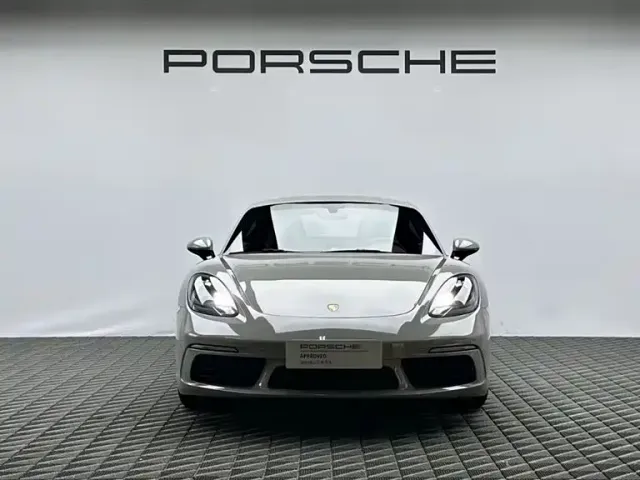 Porsche 718 — Фото автомобиля 2