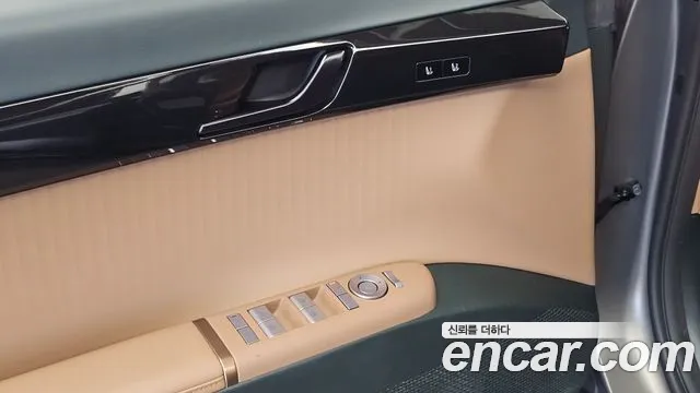 Hyundai Grandeur GN7 — Фото автомобиля 29