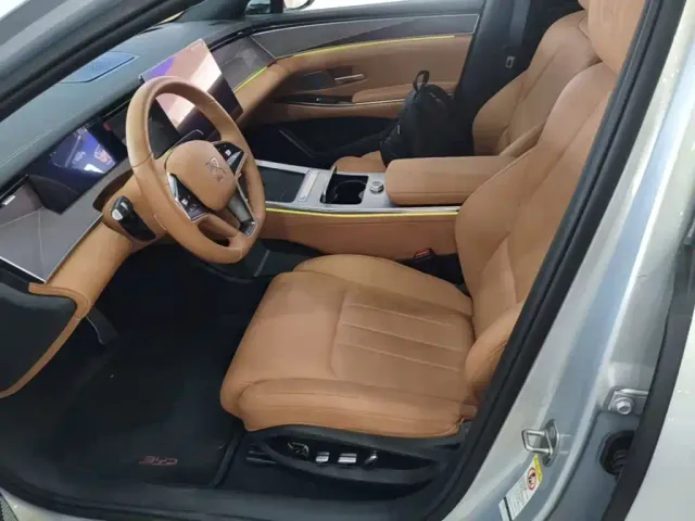 BYD Han L — Фото автомобиля 14