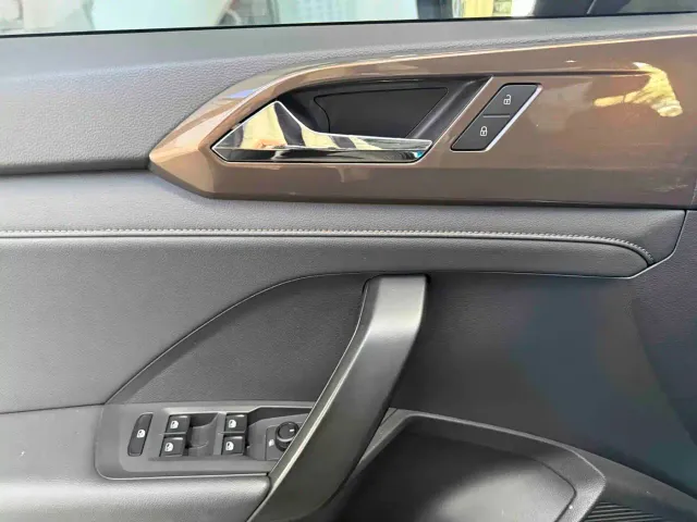 Volkswagen Tharu — Фото автомобиля 19