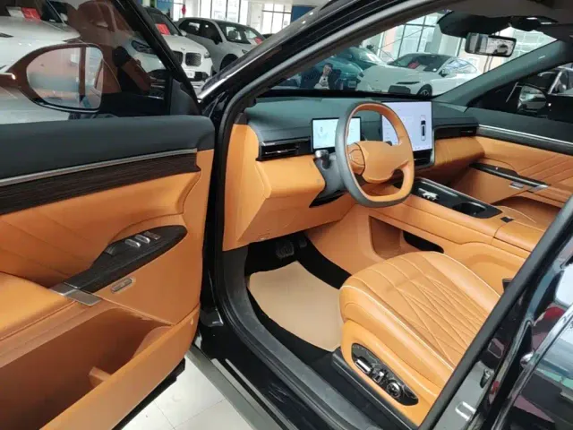 Dongfeng eπ 008 — Фото автомобиля 15