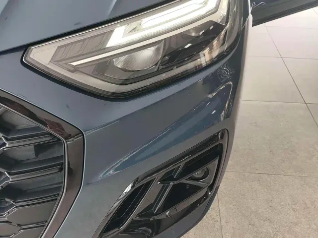 Audi Q5L — Фото автомобиля 21