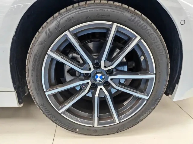 BMW 3 Series — Фото автомобиля 24