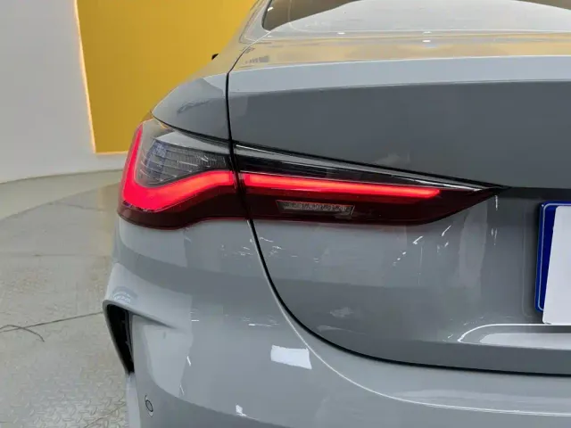 BMW 4 Series — Фото автомобиля 9