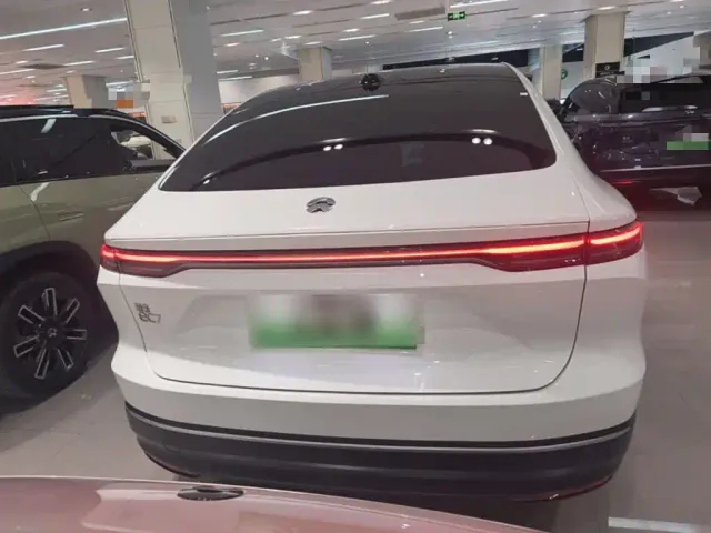 Nio EC7 — Фото автомобиля 5