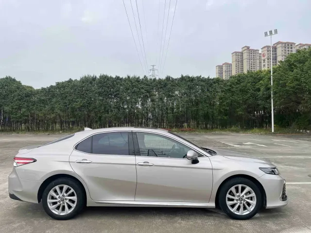 Toyota Camry — Фото автомобиля 15
