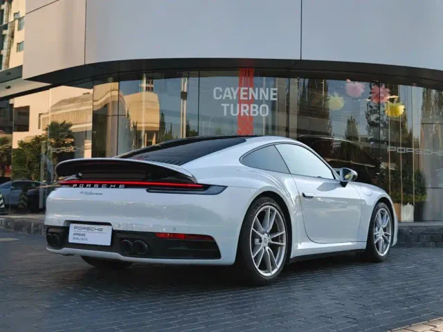 Porsche 911 — Фото автомобиля 18