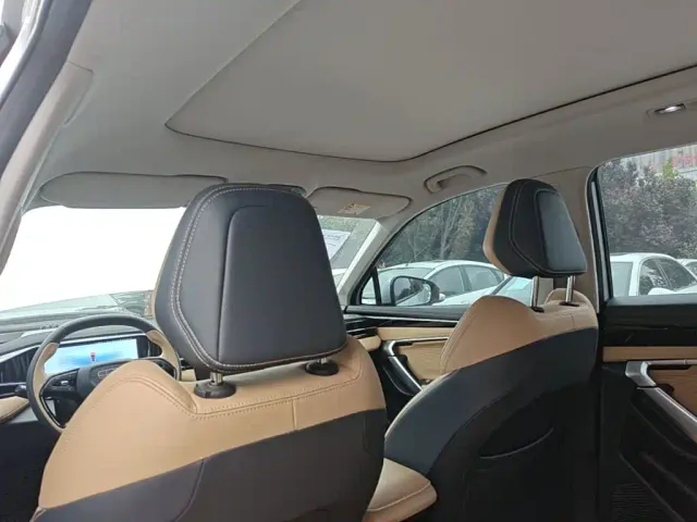 Geely Boyue L — Фото автомобиля 17