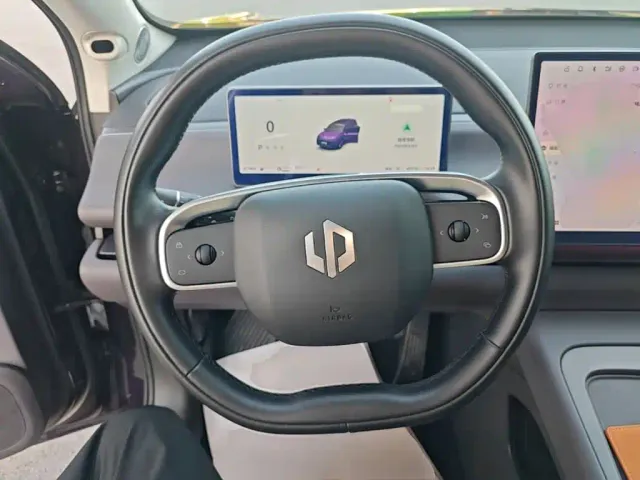 Leapmotor C16 — Фото автомобиля 10