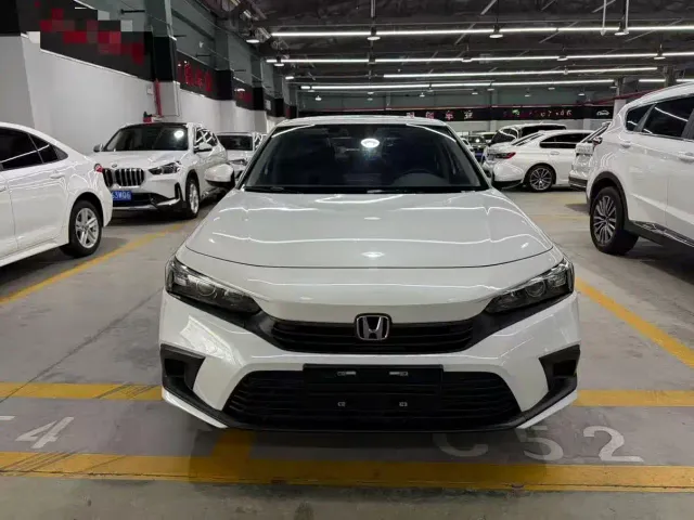 Honda Civic — Фото автомобиля 2
