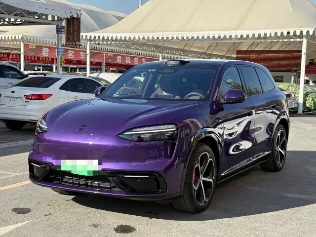 Aito M6 — Фото автомобиля 3