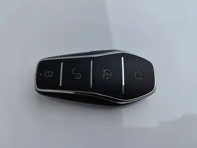 BYD Qin PLUS — Фото автомобиля 19